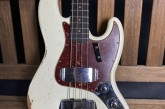 Fender Custom Shop Ltd Edition 1960 Jazz Bass Relic Aged Olympic White-5.jpg